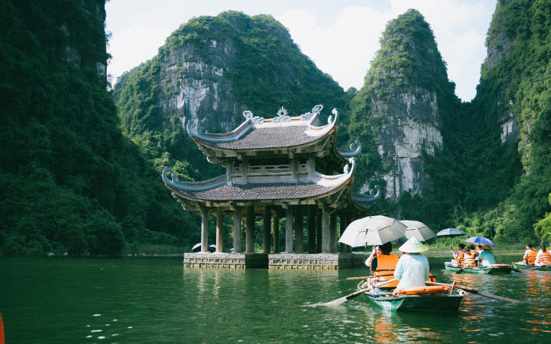 HÀNH TRÌNH KHÁM PHÁ MIỀN BẮC 5 NGÀY 4 ĐÊM: HA NOI - NINH BINH