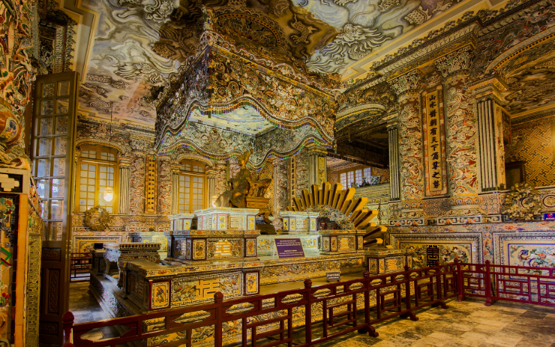 HÀNH TRÌNH DI SẢN MIỀN TRUNG: 5 NGÀY 4 ĐÊM KHÁM PHÁ ĐÀ NẴNG - HỘI AN - HUẾ